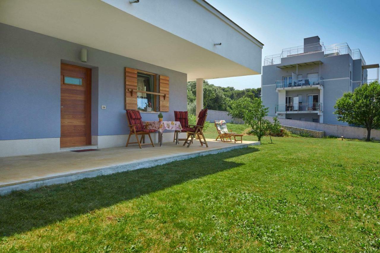 Villa Giardina Apartments Vinkuran Exterior foto